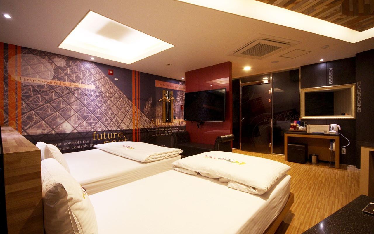 דאיגו Khan Motel מראה חיצוני תמונה